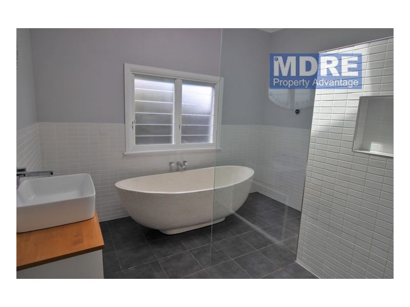 9 Taylor Road, Fern Bay NSW 2295