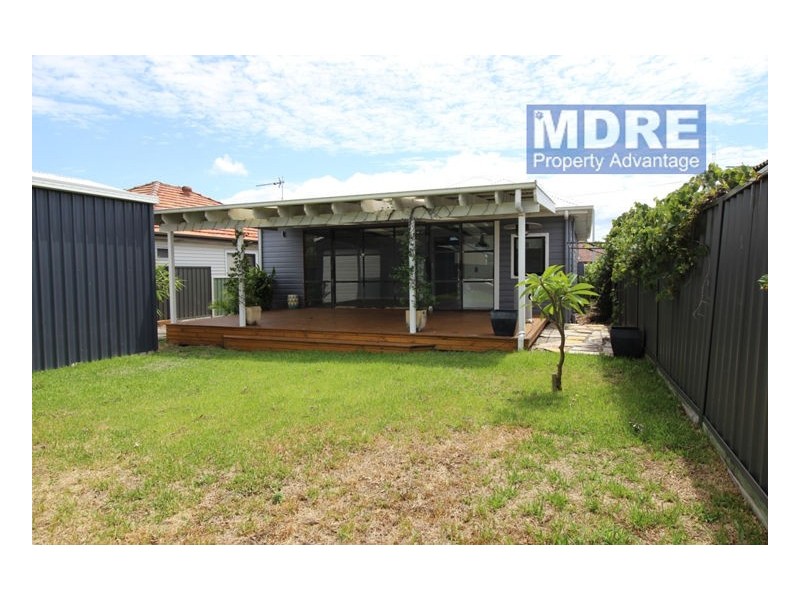 9 Taylor Road, Fern Bay NSW 2295