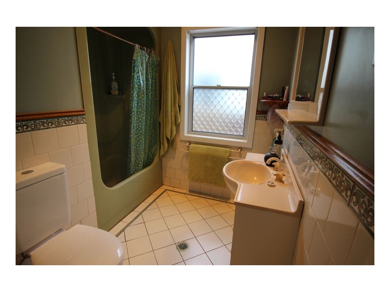 68 Sunderland Street, Mayfield NSW 2304