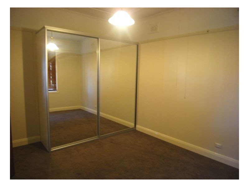 11 Hart Street, Mayfield NSW 2304