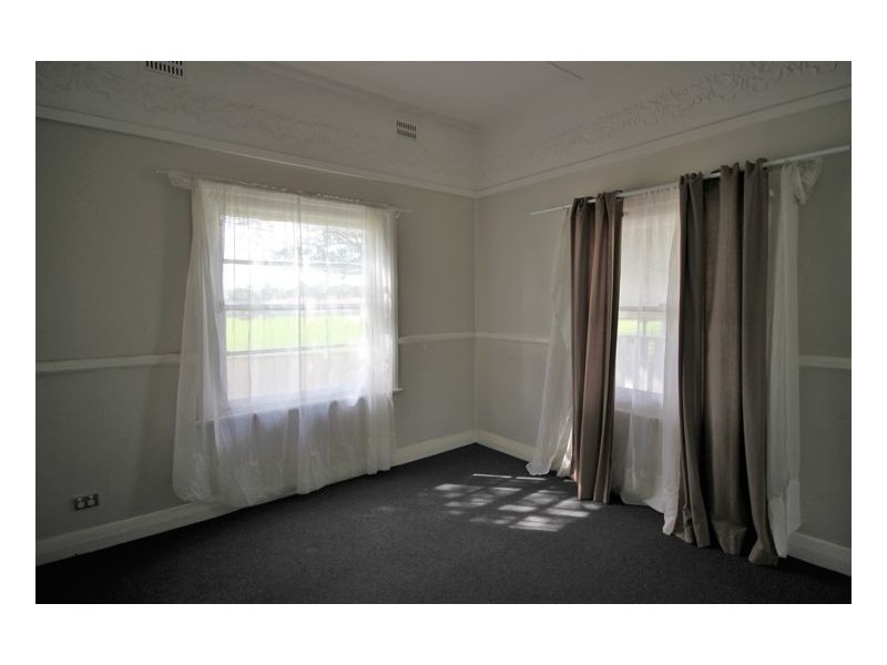 10 Mulgrave Street, Mayfield NSW 2304