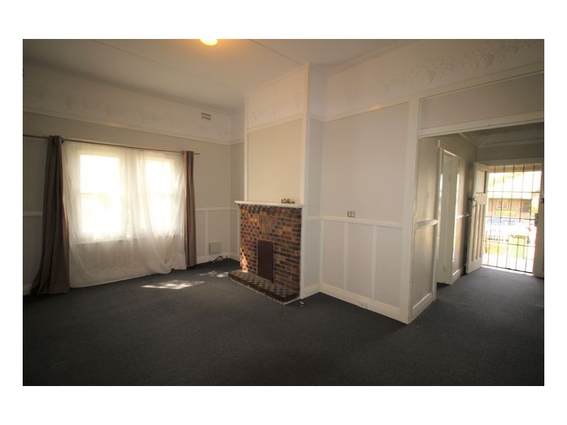 10 Mulgrave Street, Mayfield NSW 2304