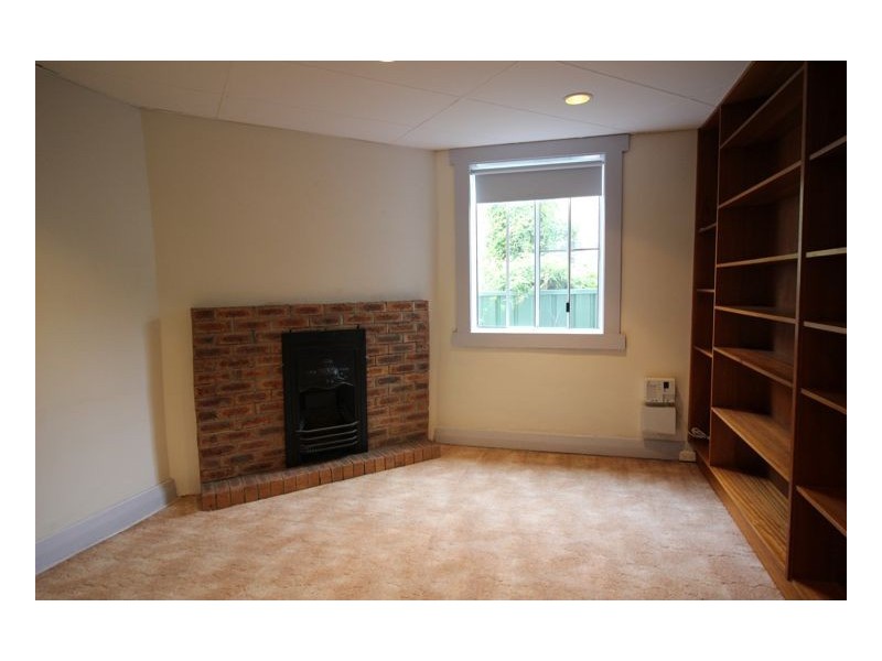 24 Ackeron Street, Mayfield NSW 2304