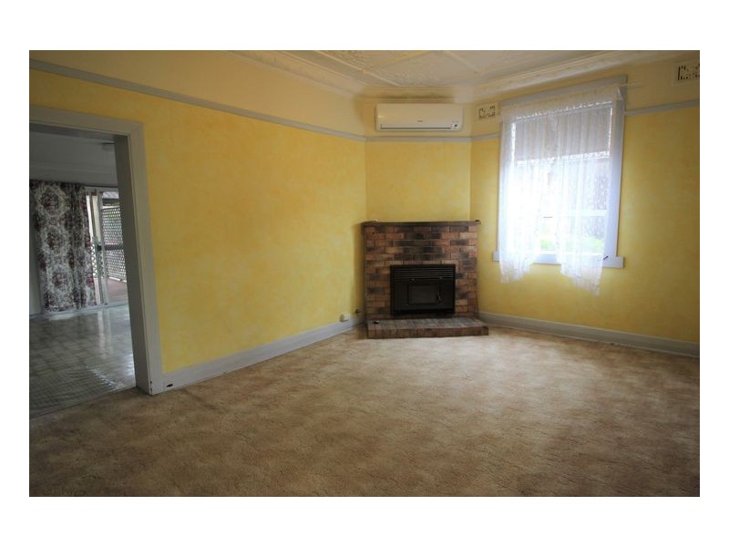 24 Ackeron Street, Mayfield NSW 2304