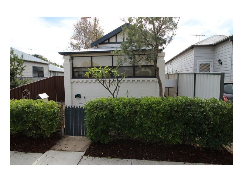 39 George Street, Mayfield NSW 2304