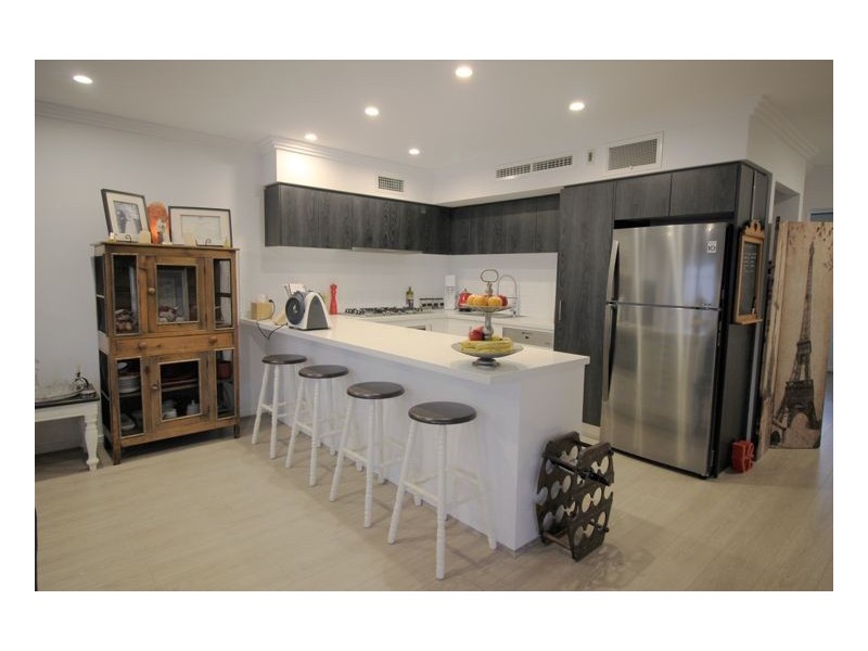 101b/44 Watt Street, Newcastle NSW 2300