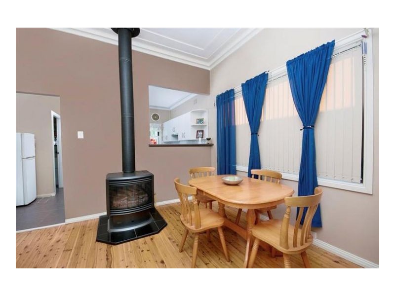 13 Nile Street, Mayfield NSW 2304