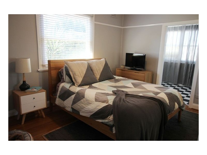 2 Griffiths Street, Mayfield NSW 2304