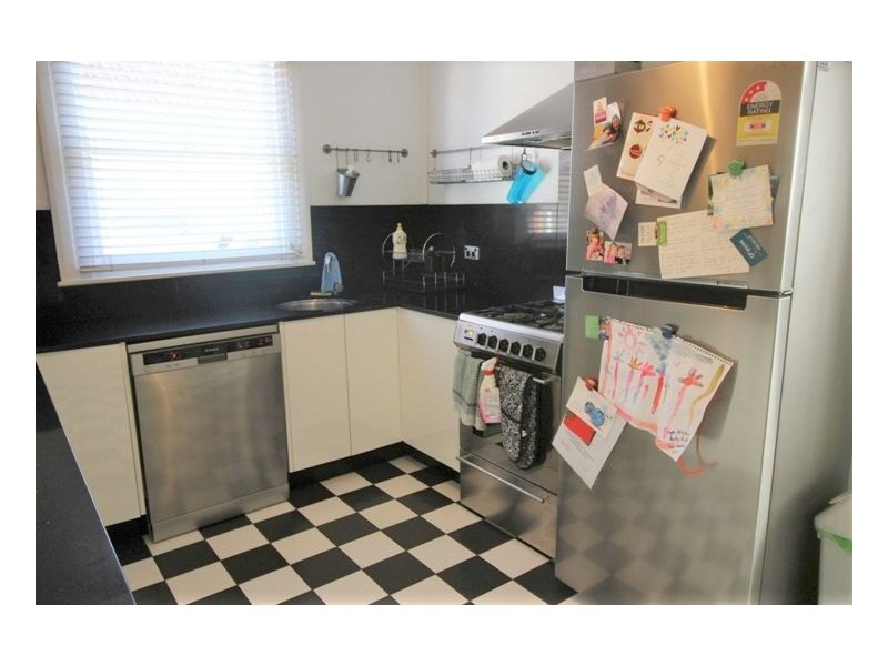 2 Griffiths Street, Mayfield NSW 2304