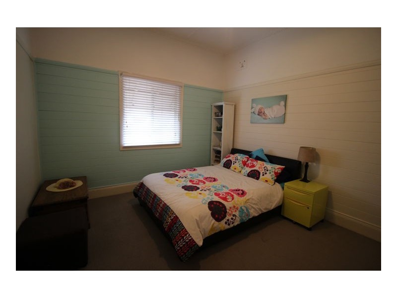 24 William Street, Mayfield NSW 2304