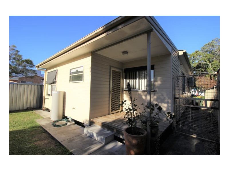 9 Baker Street, Mayfield NSW 2304