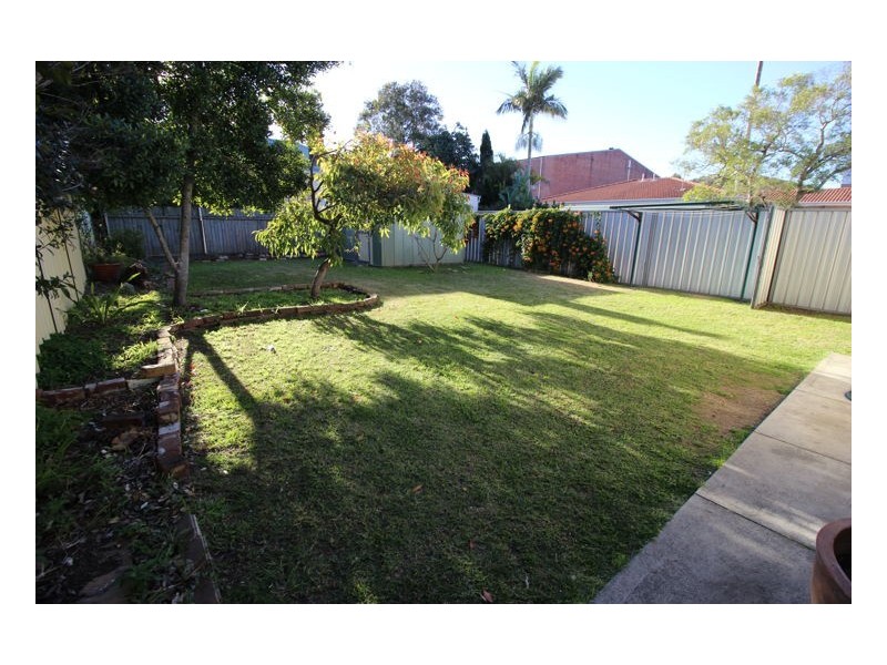 9 Baker Street, Mayfield NSW 2304