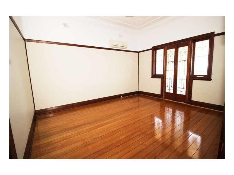 13 Victoria Street, Mayfield NSW 2304