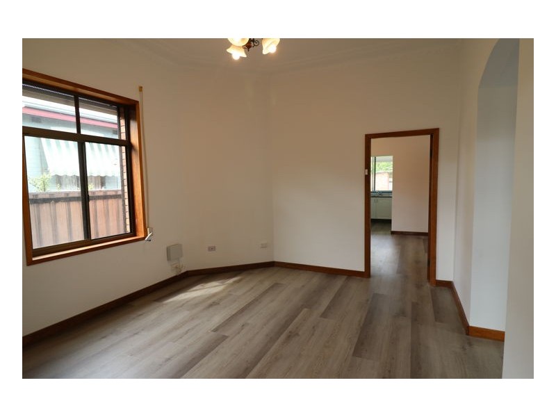 4 Moolcha Street, Mayfield NSW 2304