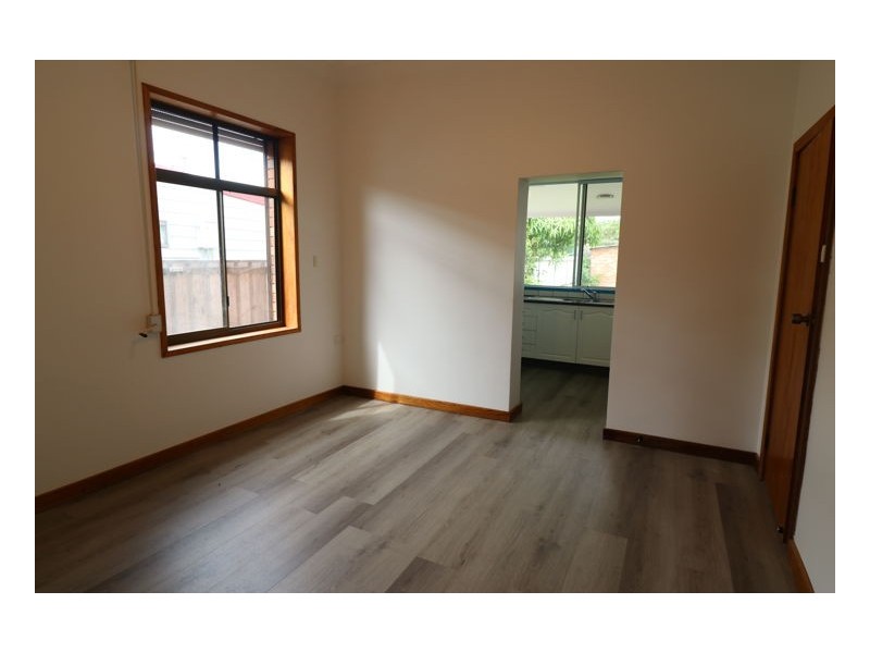 4 Moolcha Street, Mayfield NSW 2304