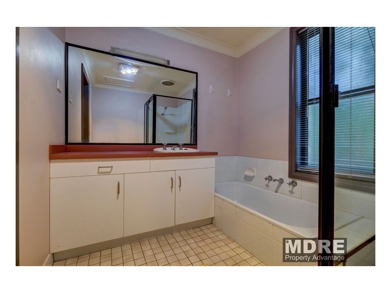 14 Lowana Cresent, Kahibah NSW 2290