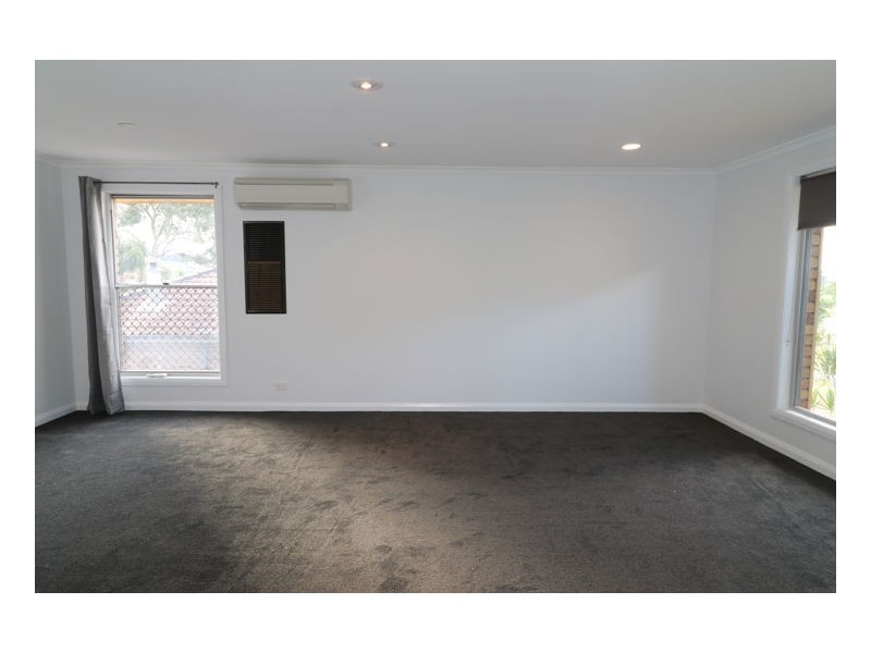 8 Seaton Street, Maryland NSW 2287
