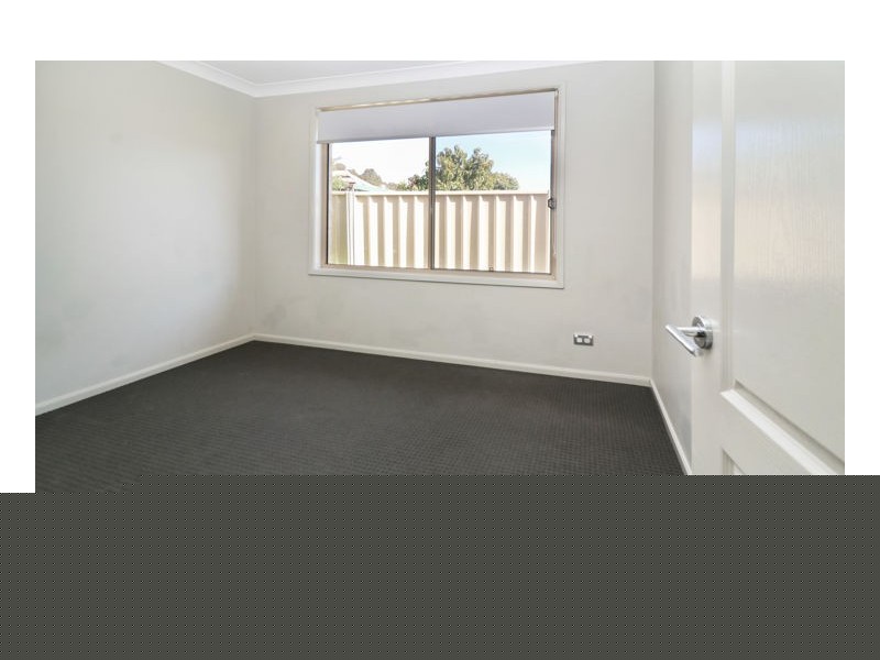 100 Woodstock Street, Mayfield NSW 2304