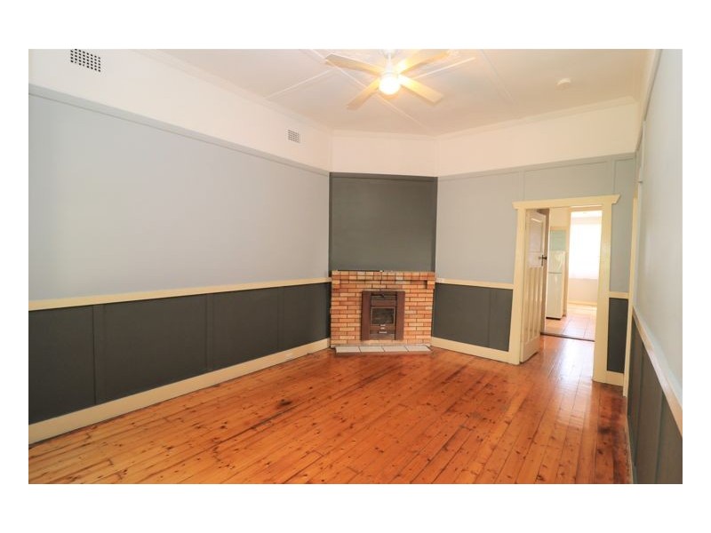 82 Waratah Street, Mayfield NSW 2304