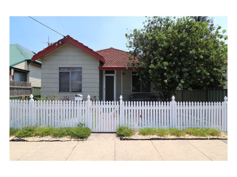 20 Ingall Street, Mayfield NSW 2304