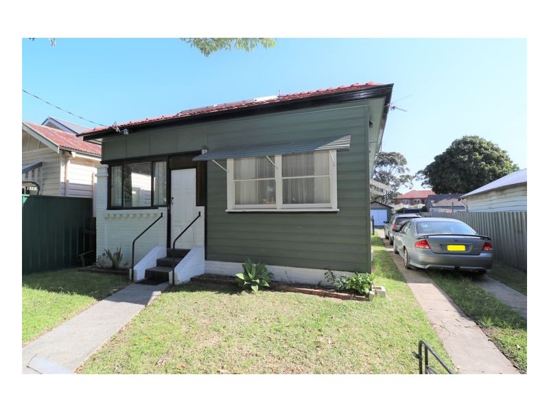 82 Waratah Street, Mayfield NSW 2304