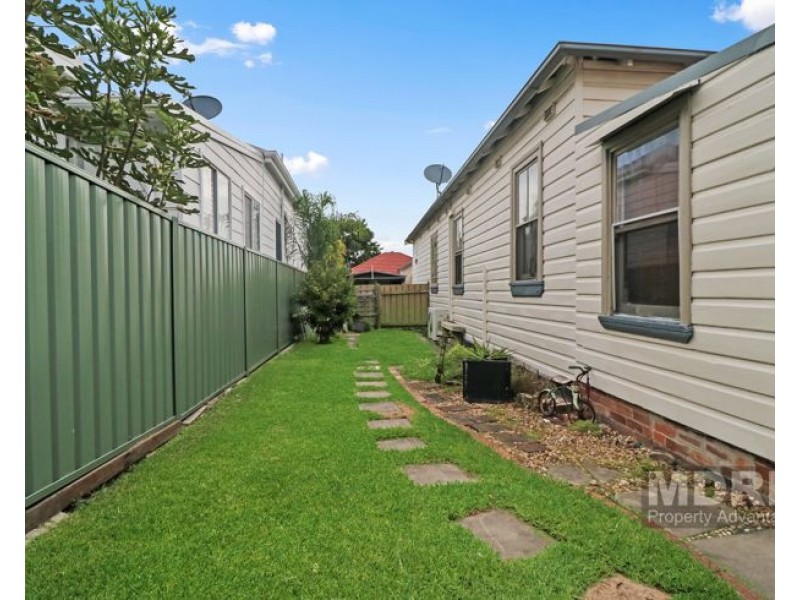 17 Croydon Street, Mayfield NSW 2304