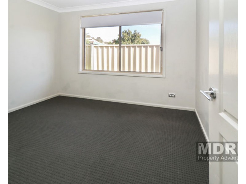 100 Woodstock Street, Mayfield NSW 2304