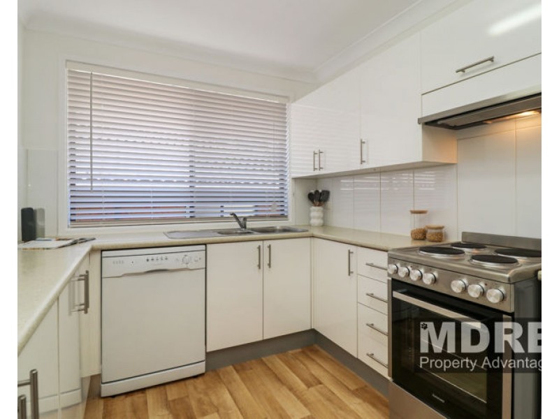 2 27 Yorston Street, Warners Bay NSW 2282