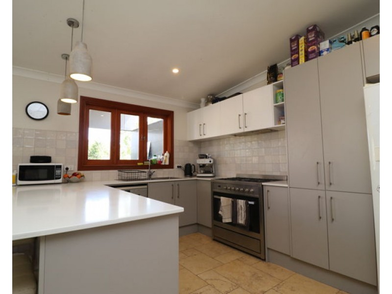 92 Beresford Ave, Beresfield NSW 2322