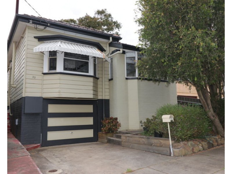 33 Cross Street, Mayfield NSW 2304
