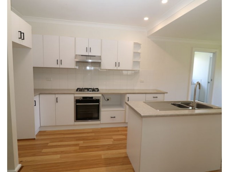 41 Teralba Road, Broadmeadow NSW 2292