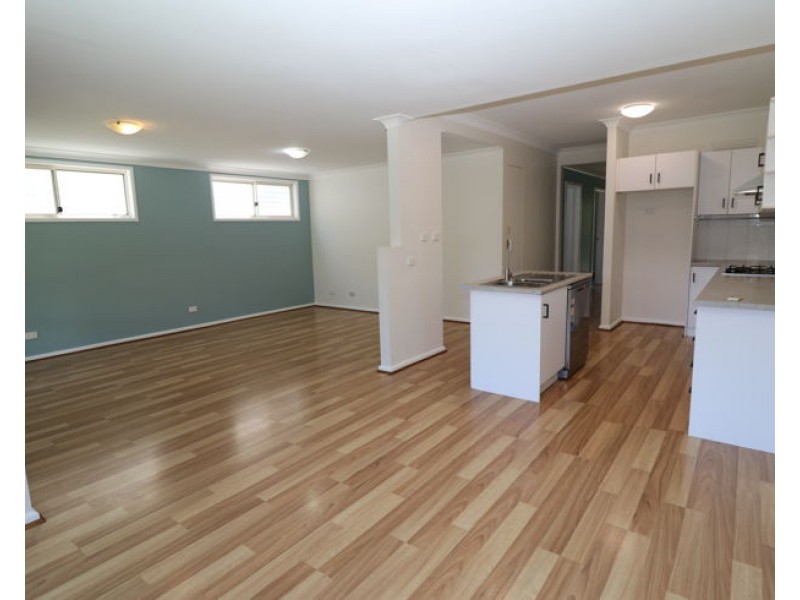 41 Teralba Road, Broadmeadow NSW 2292