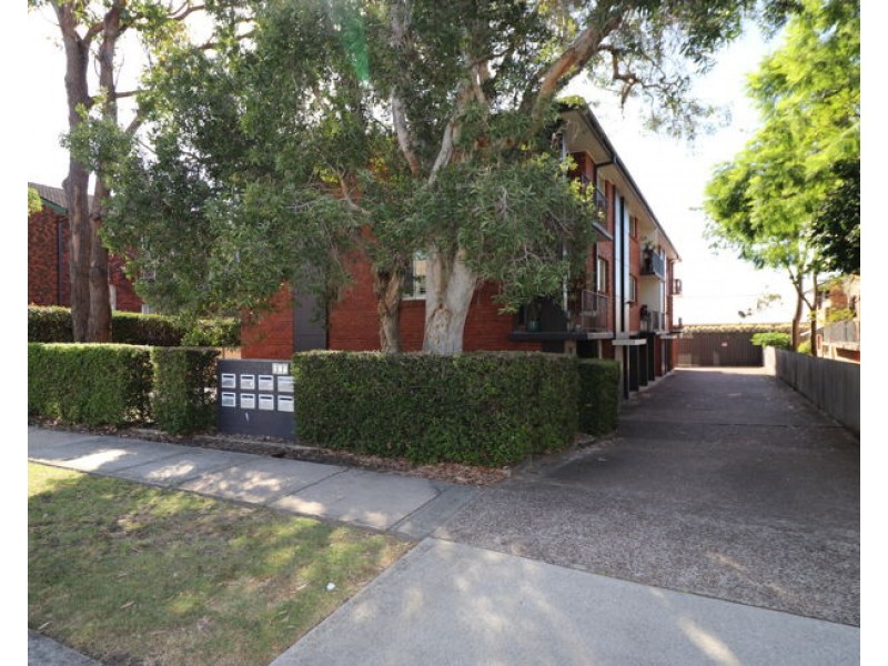 8/144 Teralba Road, Adamstown NSW 2289