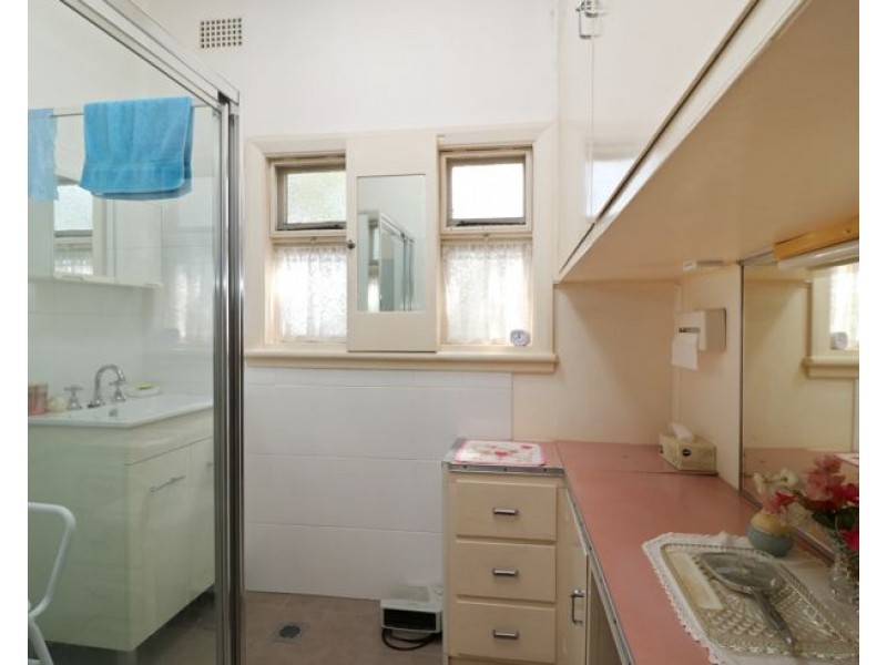 10 Silsoe Street, Mayfield NSW 2304