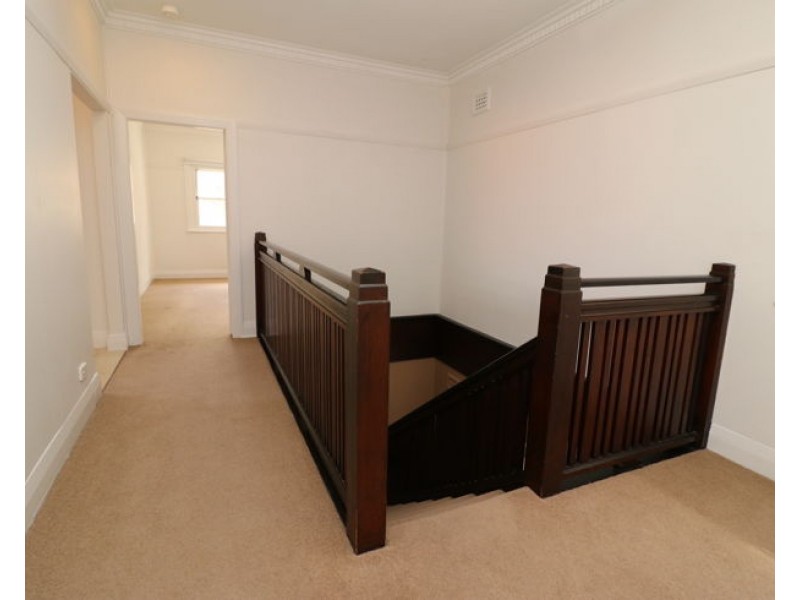 2/60 Church Street, Mayfield NSW 2304