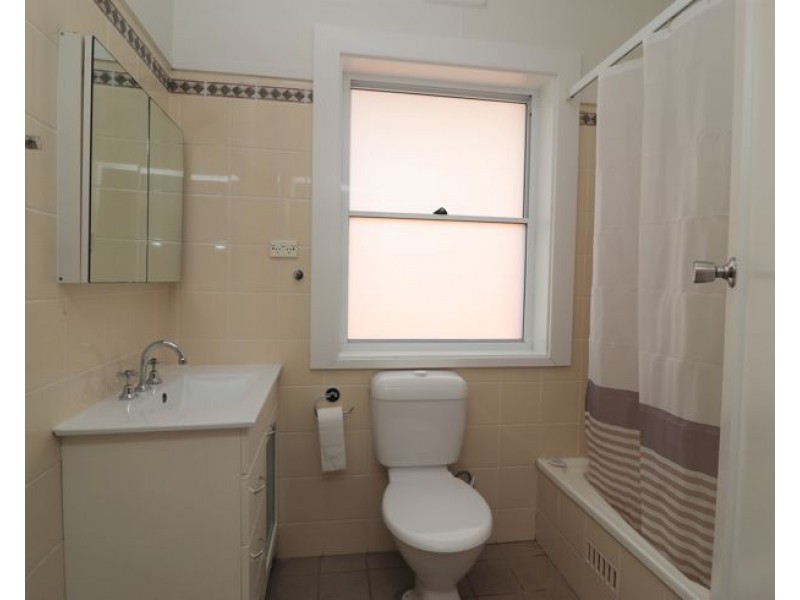 2/60 Church Street, Mayfield NSW 2304