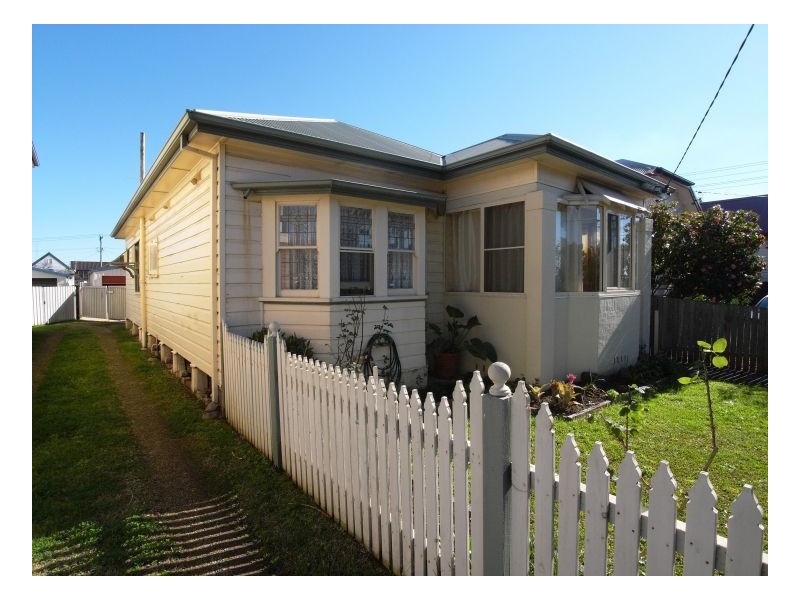 34a Kerr Street, Mayfield NSW 2304