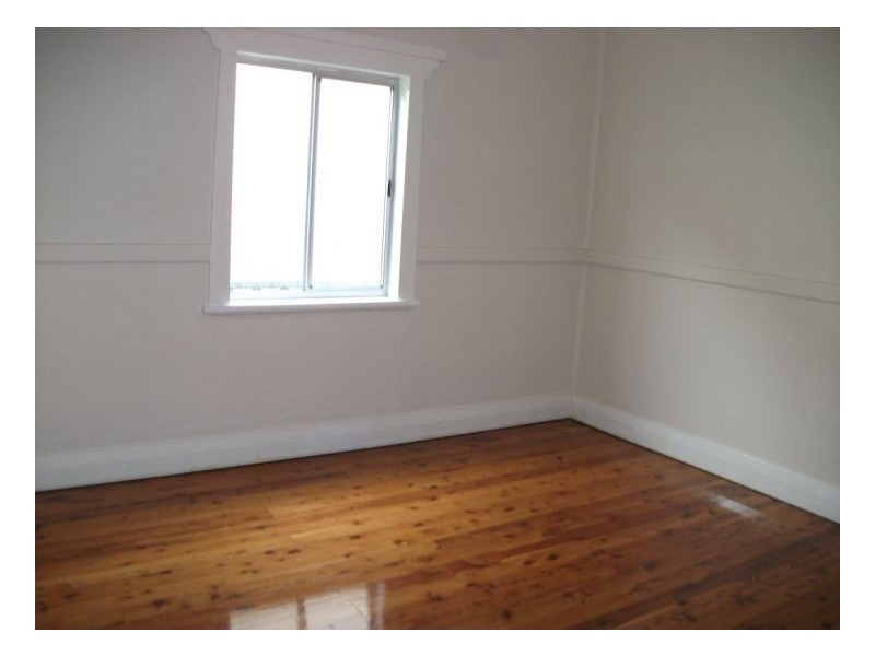 18 Rawson Street, Mayfield NSW 2304