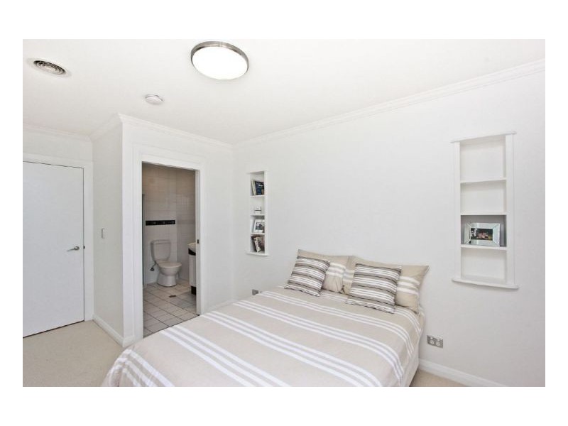 802/26 Pacific Street, Newcastle NSW 2300