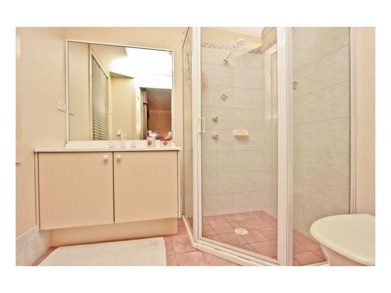 7 Hakea Place, Warabrook NSW 2304