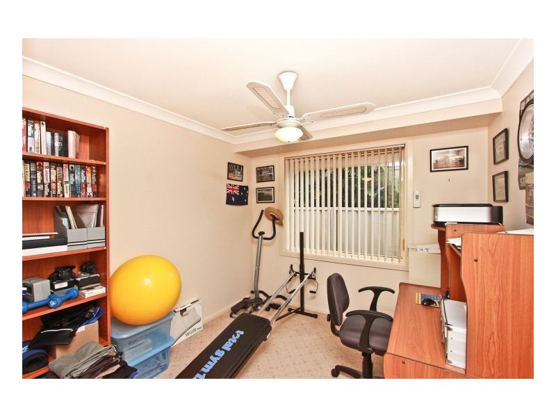 7 Hakea Place, Warabrook NSW 2304