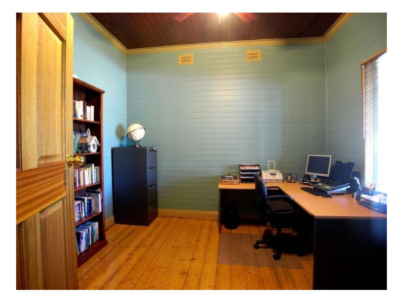 18 Hewison Street, Tighes Hill NSW 2297