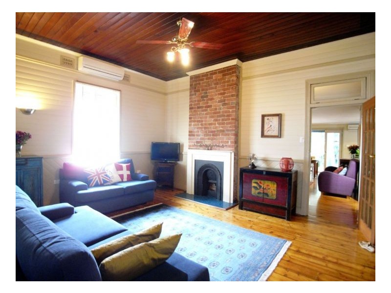 18 Hewison Street, Tighes Hill NSW 2297