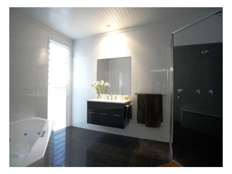 18 Hewison Street, Tighes Hill NSW 2297