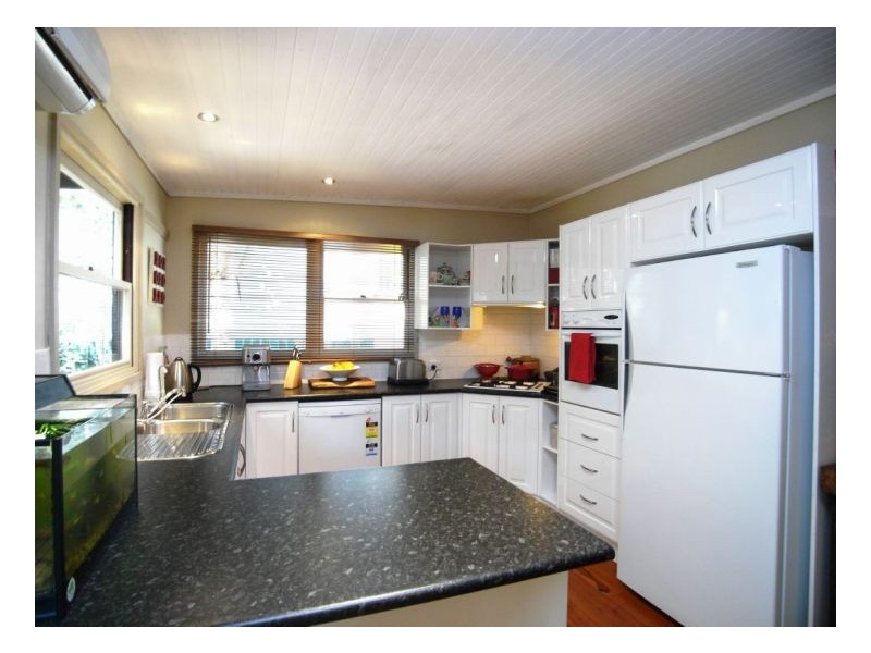 18 Hewison Street, Tighes Hill NSW 2297