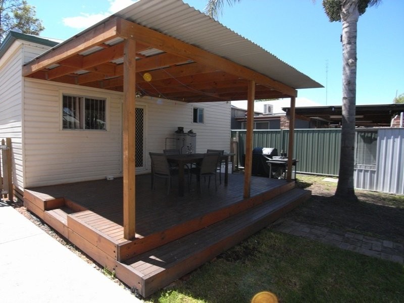 16 Ackeron Street, Mayfield NSW 2304