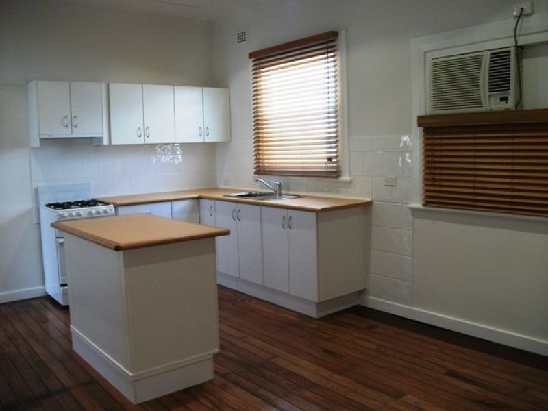 109 Woodstock Street, Mayfield NSW 2304