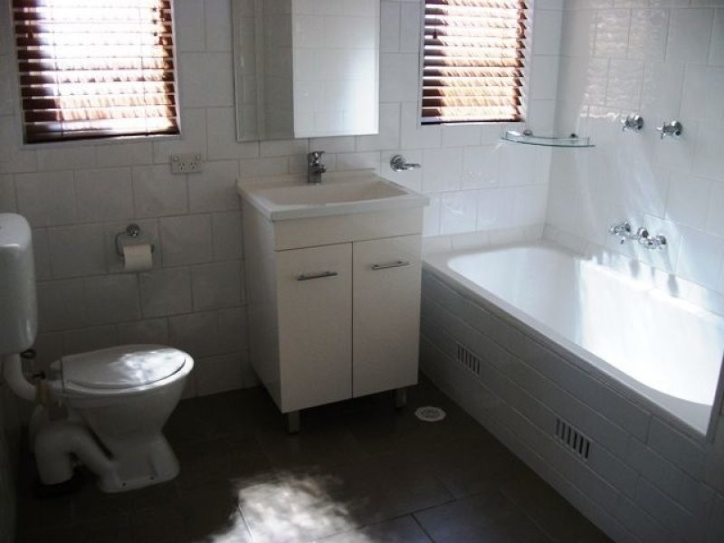 109 Woodstock Street, Mayfield NSW 2304