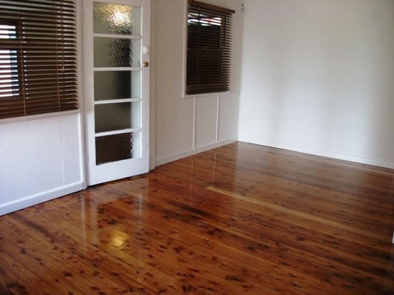 109 Woodstock Street, Mayfield NSW 2304