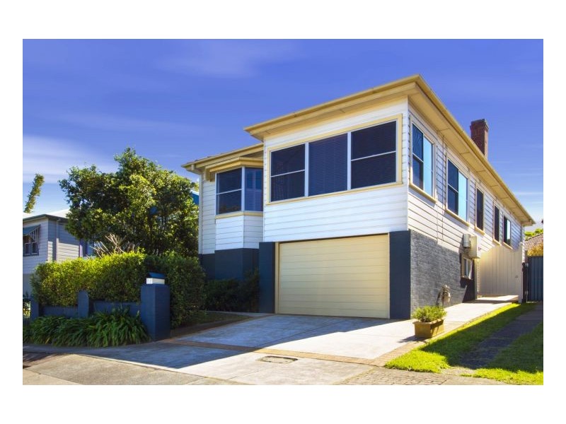 7 Cross St, Mayfield NSW 2304